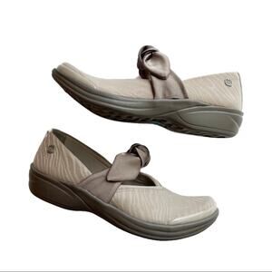 BZEES Playful Slip On Shoes in Taupe